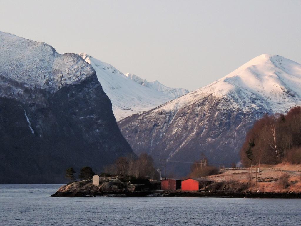 Tindelykke Villa Isfjorden Buitenkant foto